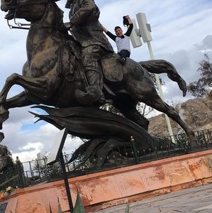 Meet your Posher, Gerardo